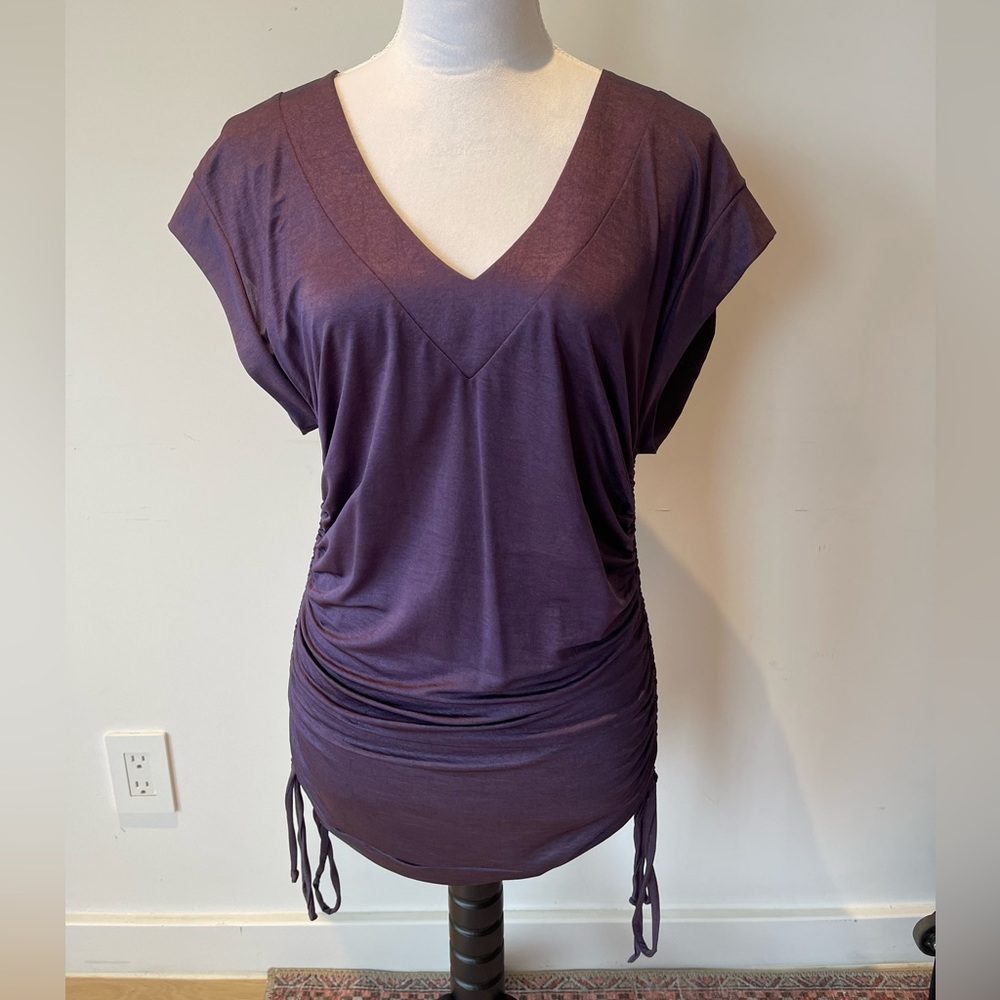 Sunner purple ruched V-neck top Medium